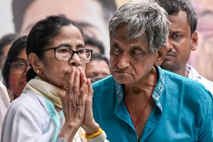 हाईकोर्ट के आदेश की अवहेलना का आरोप… ममता बनर्जी के खिलाफ कोलकाता में FIR दर्ज