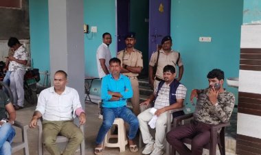 बिहार में बड़ा एक्शन: बांका के बीडीओ को 75 हजार रिश्वत लेते रंगेहाथ दबोचा, मामा भी गिरफ्तार