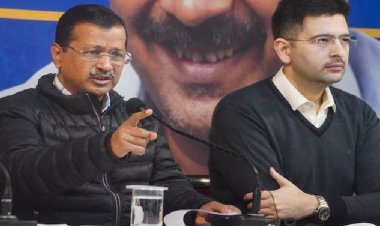 राघव चड्ढा का नाम पंजाब ड्राफ्ट वोटर लिस्ट से 'शिफ्टेड'... AAP पर बदले की राजनीति का आरोप, पार्टी का पलटवार- दिल्ली में नाम जुड़वाने की कोशिश