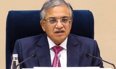 ज्ञानेश कुमार के खिलाफ सुप्रीम कोर्ट में PIL, मांग- बिना सहमति लिए गए सारे फैसले रद्द किए जाएं