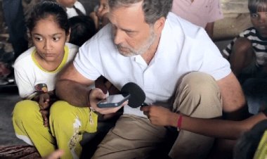राहुल गांधी दिल्ली की झुग्गी में पहुंचे! SDM से पूछा- पूरी बस्ती के 727 वोटर गायब कैसे, सिर्फ एक बचा; SIR में 33 लाख नाम कटे