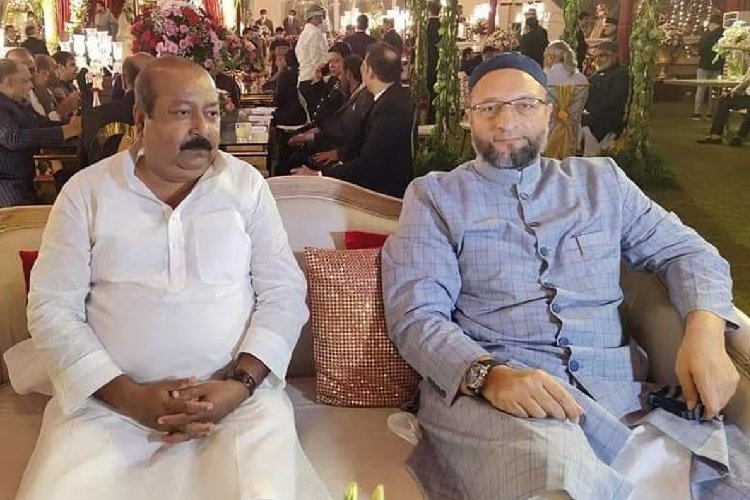 ओवैसी को यूपी में बड़ा झटका? AIMIM के राष्ट्रीय प्रवक्ता आसिम वकार कांग्रेस में शामिल होने की चर्चा!