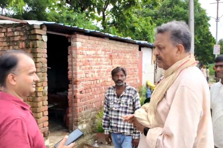 अफजाल अंसारी की कोठी में बड़ी चोरी! ताले टूटे, जेवर- सामान गायब, सीसीटीवी की डीवीआर भी ले गए चोर