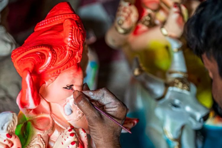 मस्जिद के सामने गणेश जुलूस न ले जाओ, पटाखे न फोड़ो... मैसूर पुलिस की चेतावनी से बवाल