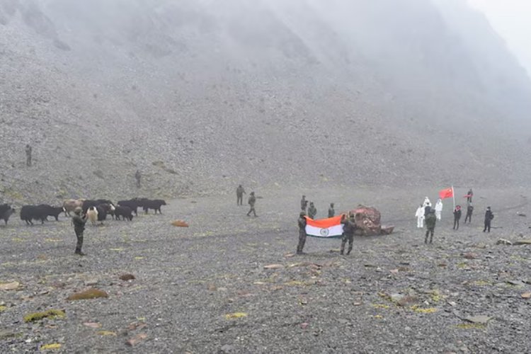 एलएसी पर PLA ने घटाए सैनिक, भारत-चीन वार्ता से उत्तरी सीमा पर स्थिरता बढ़ी, आर्मी रिपोर्ट में खुलासा