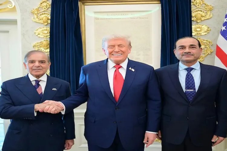असीम मुनीर की अमेरिका से सीक्रेट डील! पाकिस्तान सेना खरीदेगी घातक ड्रोन, जानिए डील में क्या-क्या छिपा है