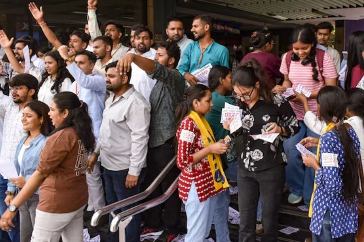 डूसू चुनाव 2026: अध्यक्ष पद पर कांटे की टक्कर! यश डबास और विजय मीणा के बीच घमासान