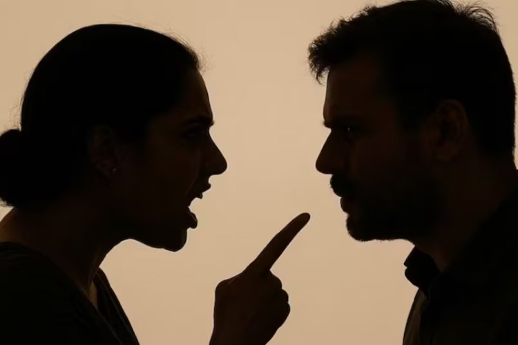 पति-पत्नी की खूनी लड़ाई! पत्नी ने प्राइवेट पार्ट काटा, पति ने काट दी नाक... हरदोई में सनसनीखेज कांड
