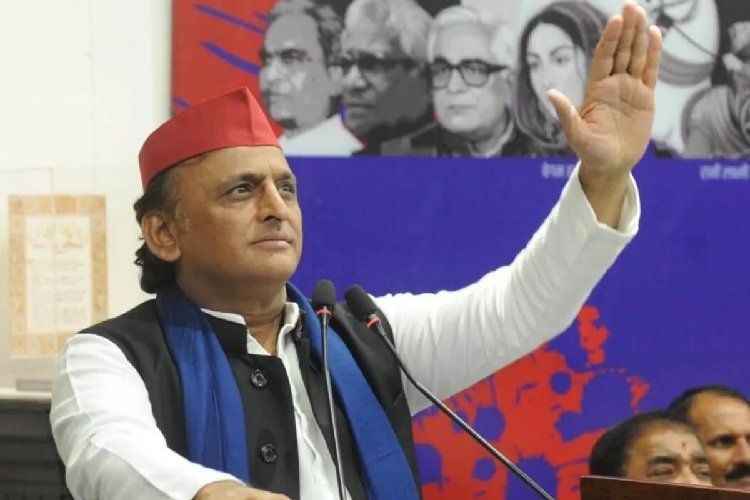 निवेश सिर्फ विज्ञापनों में, नौकरियां सिर्फ न्यूज में! अखिलेश यादव का सरकार पर जोरदार हमला!