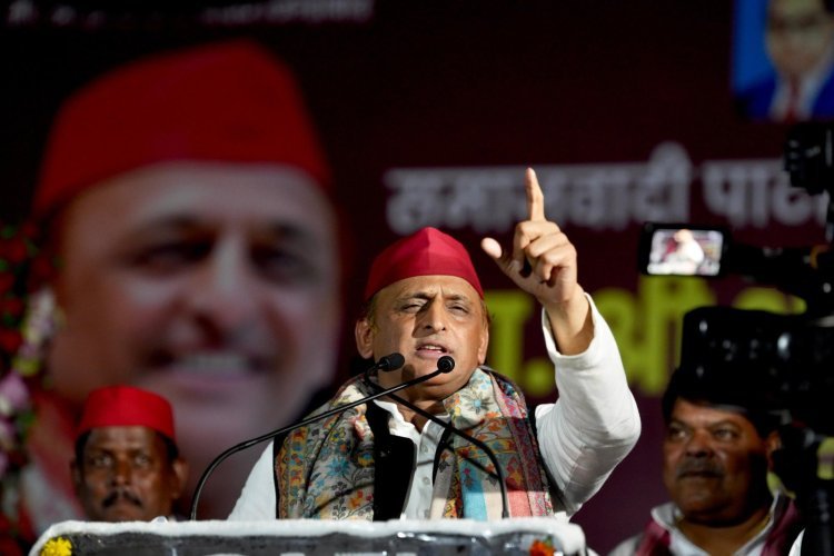 सपा के अपने सर्वे ने उड़ाई अखिलेश की नींद! BJP बोली- यूपी में सिर्फ 70 सीटों पर सिमट रही पार्टी