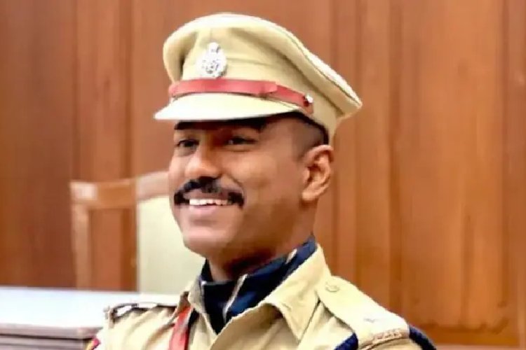 10वीं-12वीं प्री-बोर्ड में फेल, IIT दिल्ली से पढ़ाई, बने IPS! मोहिबुल्लाह अंसारी को मिला अमेरिका का एशियन हीरो अवॉर्ड