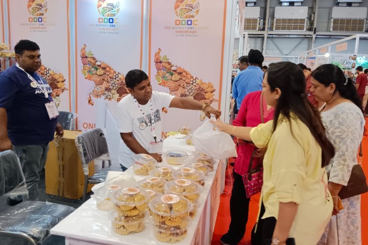 इंटरनेशनल ट्रेड शो में काशी के स्वाद का जलवा, 100 किलो से ज्यादा बिकी लौंगलता-तिरंगा बर्फी, जौनपुर की छाई इमरती