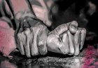 हैदराबाद में हैवानियत! पत्नी को कमरे में बंद कर दोस्तों से कराया गैंगरेप
