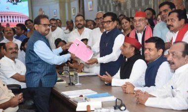 अमेरिकन हथियार के शौकीन प्रोफेसर साहब, 14.61 करोड़ की संपत्ति… रामगोपाल यादव के पास क्या-क्या?