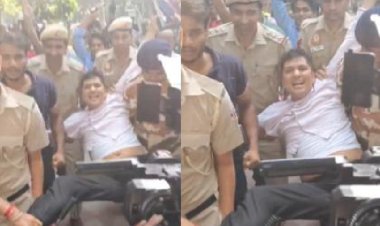‘मुझे फुटबॉल की तरह उठाकर फेंका!’ सौरभ भारद्वाज का दिल्ली पुलिस पर गंभीर आरोप, हिरासत में कई AAP नेता