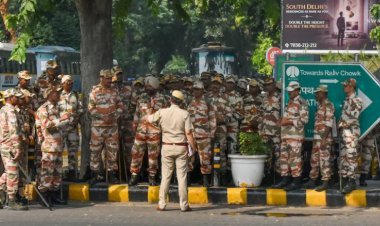 जजीरों से बंधे बैरिकेड्स, नोएडा बॉर्डर पर BSF तैनात… 'कोकरोच' प्रदर्शन से पहले छावनी बनी दिल्ली