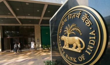 रुपए को सहारा देने के लिए RBI का बड़ा कदम! तेल कंपनियों के लिए स्पेशल डॉलर विंडो खोली, नियमों में सख्ती