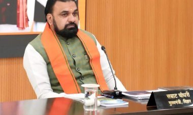बाढ़ पीड़ितों को बड़ी राहत: सीएम सम्राट चौधरी ने 1.60 लाख परिवारों के खाते में भेजे 7-7 हजार रुपए
