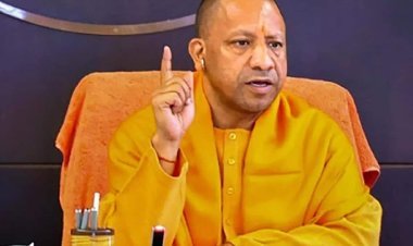 कोलकाता हादसे के बाद यूपी में सख्ती! सीएम योगी ने दुर्गा पंडाल सुरक्षा को लेकर जारी किए कड़े निर्देश