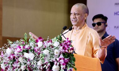 लखनऊ समिट में 15 समझौता ज्ञापनों पर हस्ताक्षर, पांच निवेशकों को आशय-पत्र जारी, 13 शैक्षणिक संस्थानों से साझेदारी