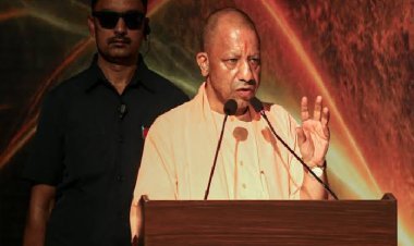 यूपी में चक्रवात 'अर्नब' का असर! 8 जिलों में 29-30 अक्टूबर को भारी बारिश का अलर्ट, CM योगी ने अधिकारियों को फील्ड में रहने के दिए निर्देश