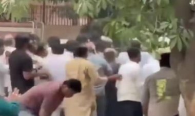 वाराणसी में गजब हो गया! MLC चुनाव प्रेक्षक के खिलाफ धरने पर बैठे भाजपाई, अपने ही प्रशासन के खिलाफ नारेबाजी