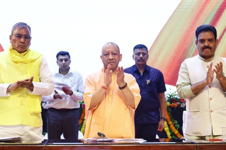 छात्रवृत्ति का पैसा तक खा गई थी सपा सरकार... योगी ने कहा- सैफई सिंडिकेट को लूट-खसोट से नहीं थी फुर्सत