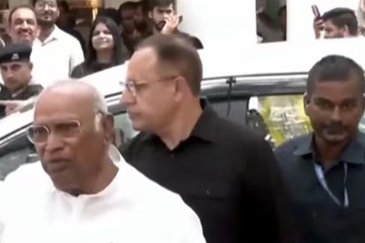 INDIA ब्लॉक प्रदर्शन का तीसरा दिन... लंच मीटिंग के बाद राजघाट कूच, ज्ञानेश कुमार के इस्तीफे पर अड़े