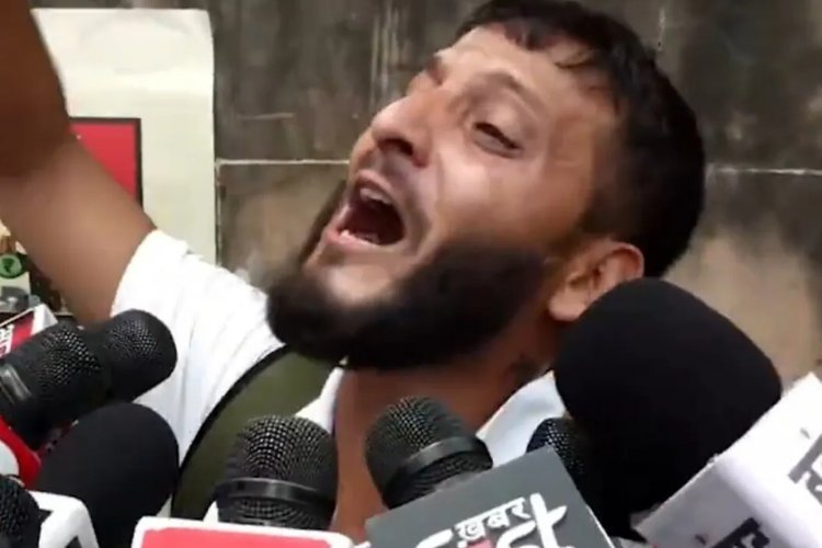 मोदी समर्थक कश्मीरी मुस्लिम युवक का आरोप: कांग्रेस कार्यकर्ताओं ने दिल्ली में पीटा, कहा- देश को नेपाल-बांग्लादेश नहीं बनने दूंगा