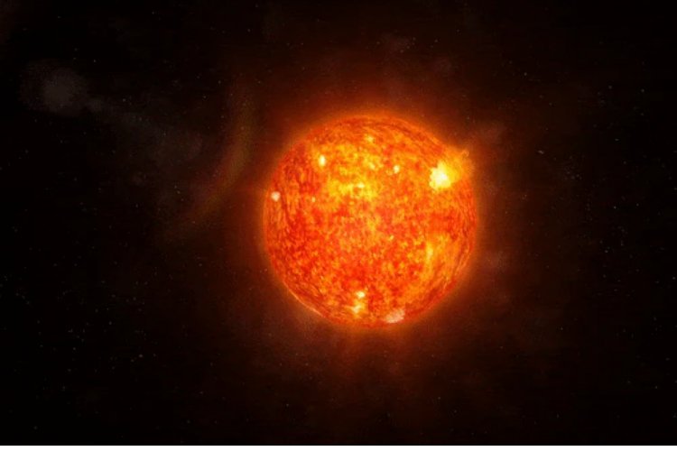सूरज फट पड़ा! सोलर सुनामी धरती की ओर बढ़ रही, इस वीकेंड क्या होगा असर?