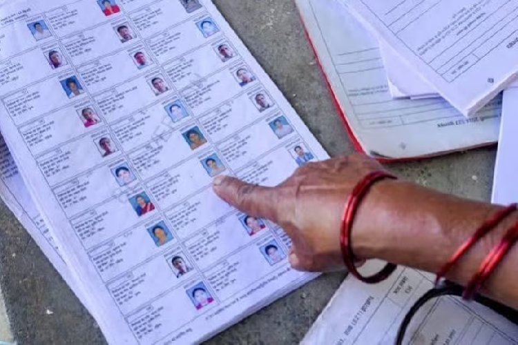 बिहार में SIR के बाद बड़ा उछाल! एक साल में वोटर लिस्ट में जुड़े 14 लाख नए नाम, अब कुल मतदाता 7.55 करोड़