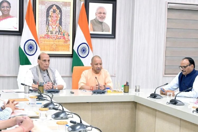 लखनऊ के फैजुल्लागंज को बाढ़ से मुक्ति! सीएम योगी का बड़ा फैसला, बनेगा 5.5 किमी लंबा तटबंध