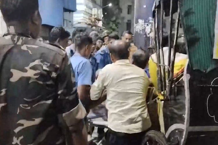 कोलकाता भगदड़ में मरने वालों की संख्या हुई 19... पंडाल आयोजकों समेत 7 गिरफ्तार, केस दर्ज, SIT गठित