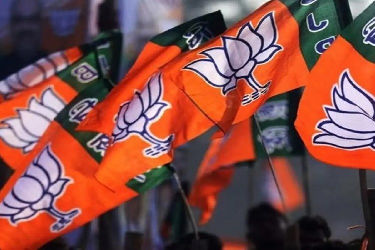 यूपी बीजेपी महिला मोर्चा की 28 जिलाध्यक्षों का ऐलान! ममता को मथुरा, बबीता को मेरठ की जिम्मेदारी