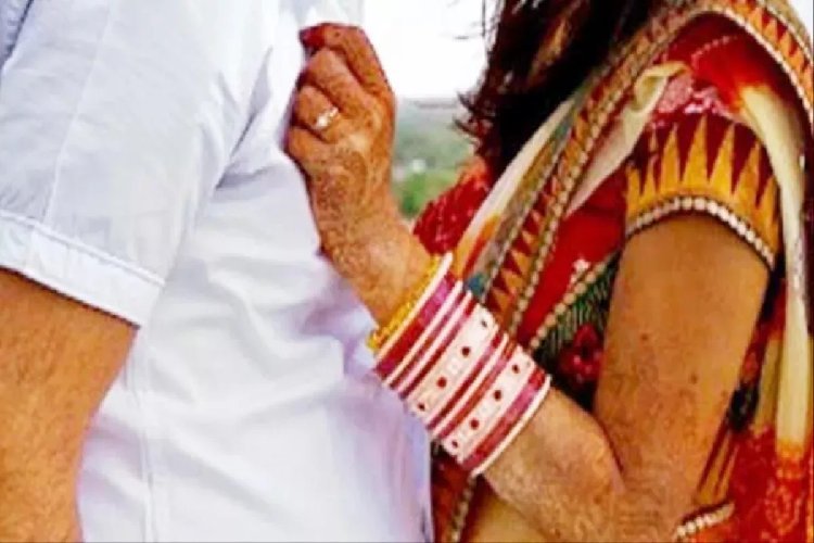 बिजनौर में ससुर का बहू से भद्दा प्रस्ताव! पति ‘नपुंसक’ निकला तो अवैध संबंध बनाने का दबाव, FIR दर्ज