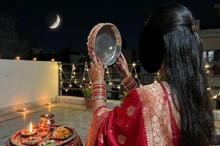 पत्नी ने गोवा में दूसरे मर्द संग मनाया करवाचौथ, उसके नाम की मेहंदी भी लगाई… जयपुर कोर्ट ने 13 साल की शादी तोड़ दी