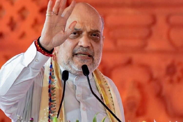 अमित शाह की खुली चुनौती: “संसद में विशेष सत्र बुलाओ, वोट चोरी पर बहस करो!” राहुल-अखिलेश को घेरा