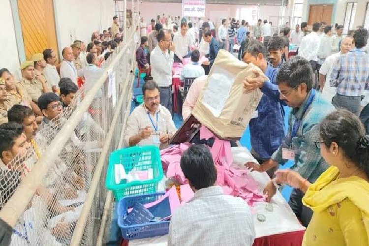 पढ़े-लिखों के 9,596 वोट बेकार! इलाहाबाद-झांसी MLC में हर 100 में 9 मतपत्र अवैध, कई पर लिखा ''यूजीसी रोलबैक''